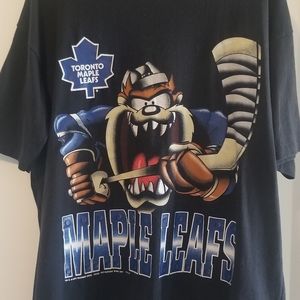 1994 Looney tunes Vtg Maple Leafs tshirt